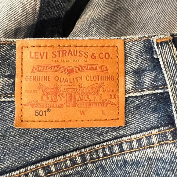 Levi's Premium 501 SPLICED JEANS Size W24/ L30 - Picture 9 of 11